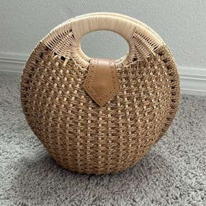 Woven Straw/Rattan Basket Purse